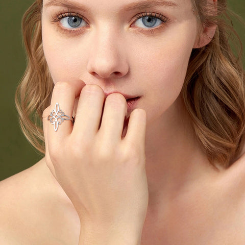 Free adjustable Ring