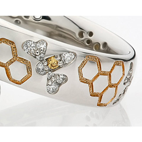 "Bee-Love"