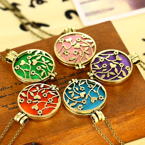 Blooming Flower Necklace Aromatherapy Locket