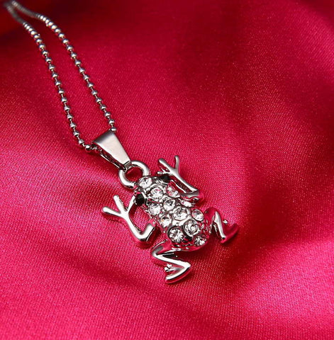 Climbing Frog Necklace