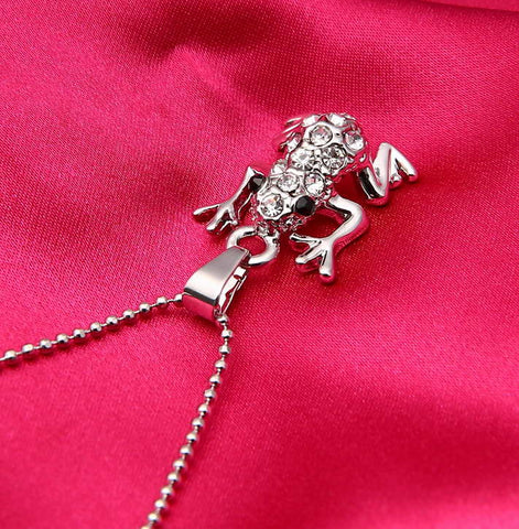 Climbing Frog Necklace