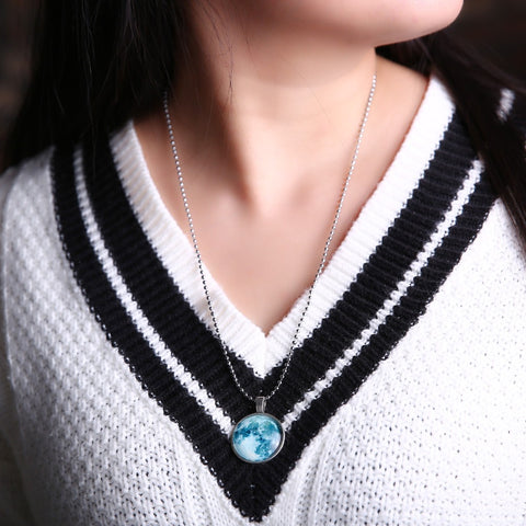 Glowing Earth Round Cameo - Necklace