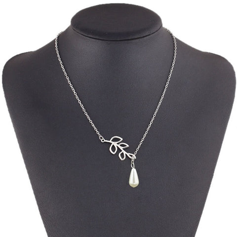 Free Leaf Pearl Necklaces