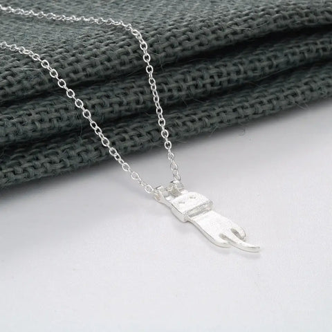 925 Sterling Silver Lovely Cat Necklace