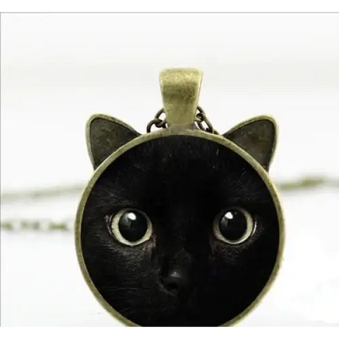 Black Cat  Round Cameo Necklace