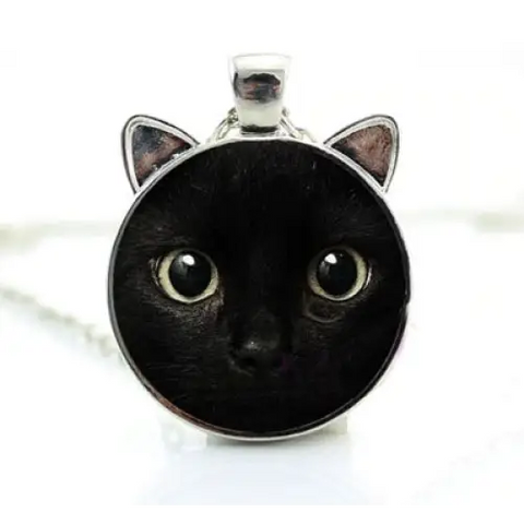 Black Cat  Round Cameo Necklace
