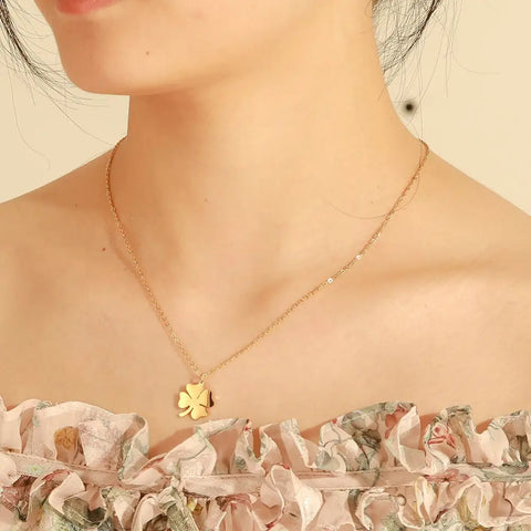 Clover Necklace