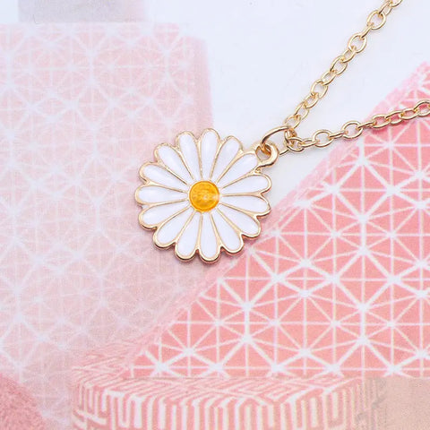 Daisy Enamel Necklace