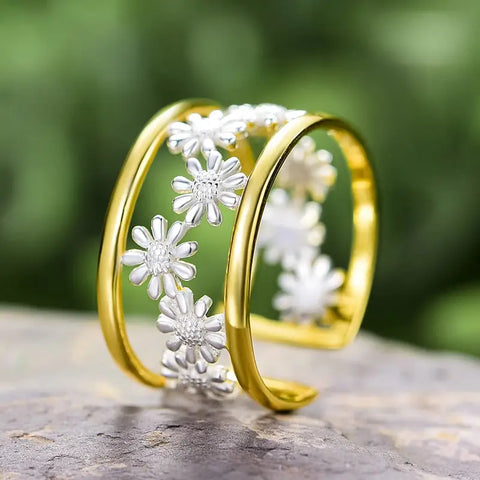 Daisy ring