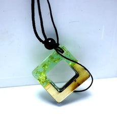 "Dancing Green" Necklace