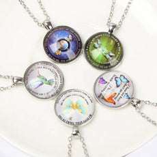 "Flying" Nekclace