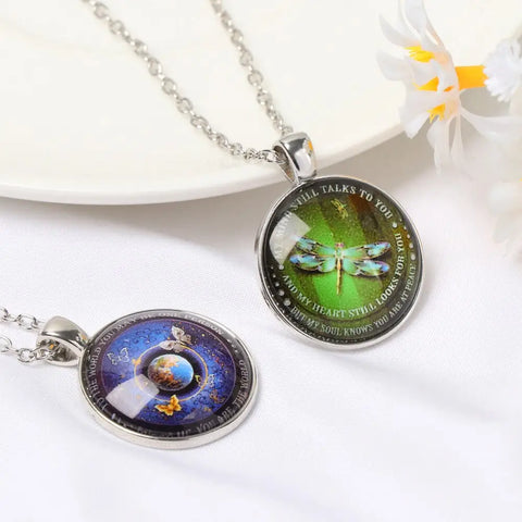 "Flying" Nekclace