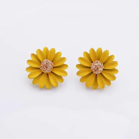 Free Daisy Earrings