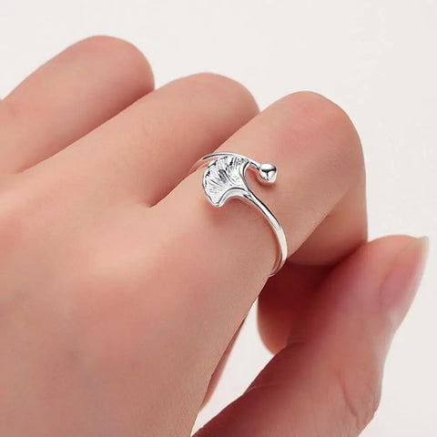 Free "Delicate" Ring