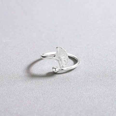 Free "Delicate" Ring