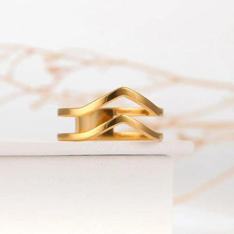 Free Geometrical Ring