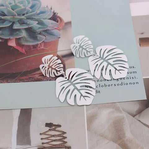 Free Leaf Long Earring
