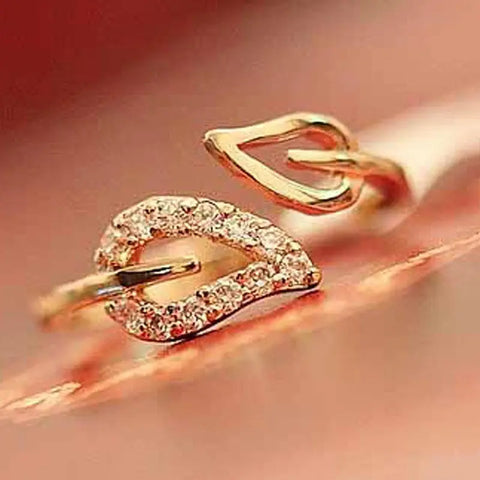 Free Leaf Ring