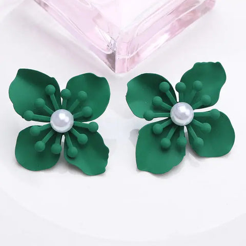 Free Petal Pearl Earrings