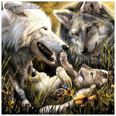 *FREE* Wolves Diamond Kit