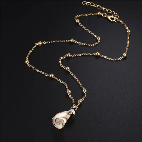 Geometric Shell Necklace