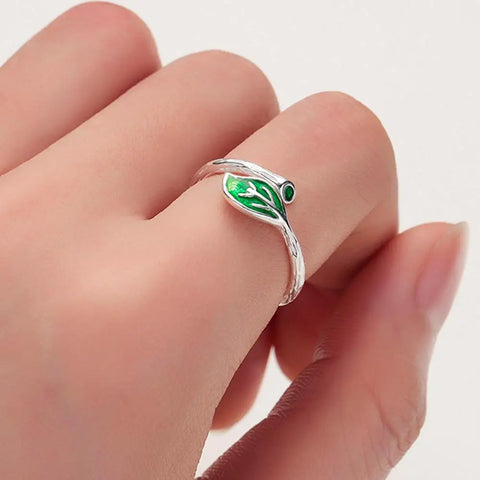Green Leaf Ring