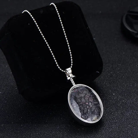 The Black Color Stone Necklace