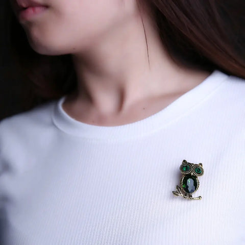 Vintage Crystal Owl Brooch