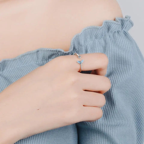 Whale Tail Ring
