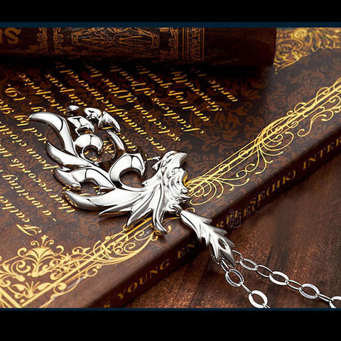 Dragon-shaped necklace