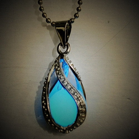 Glow in the Dark Crystal Necklace