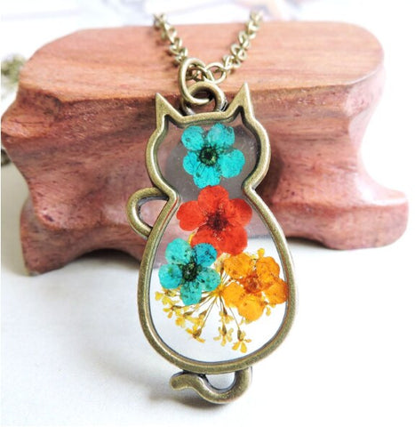 The Four Flowers Cat Necklace
