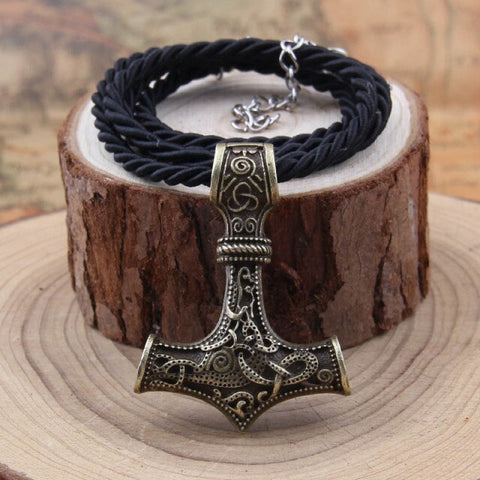 Thor´s Mjolnir necklace