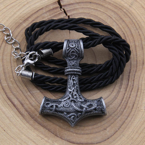 Thor´s Mjolnir necklace